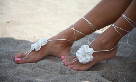 Barefoot  Sandals : Η νέα καλοκαιρινή πρόκληση