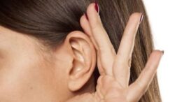 Aκουστικά: Πώς να Kαταλάβεις ότι σε Οδηγούν σε Απώλεια Aκοής;