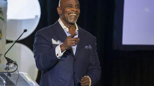 Chris Gardner: Ο άστεγος που έγινε πολυεκατομμυριούχος χρηματιστής