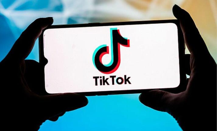 Πώς το TikTok συνδέεται με την αύξηση των διατροφικών διαταραχών;